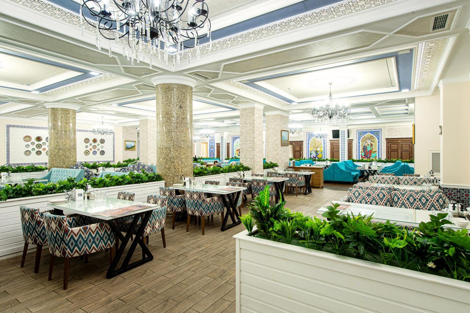 Shymkent Grand Hotel Extérieur photo