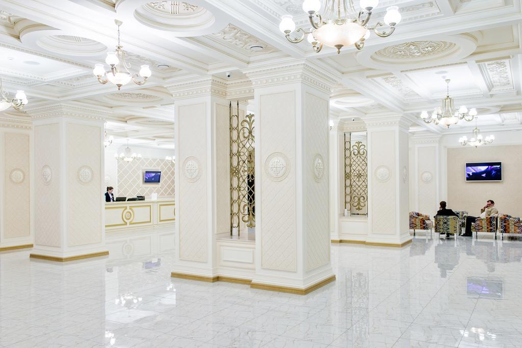 Shymkent Grand Hotel Extérieur photo