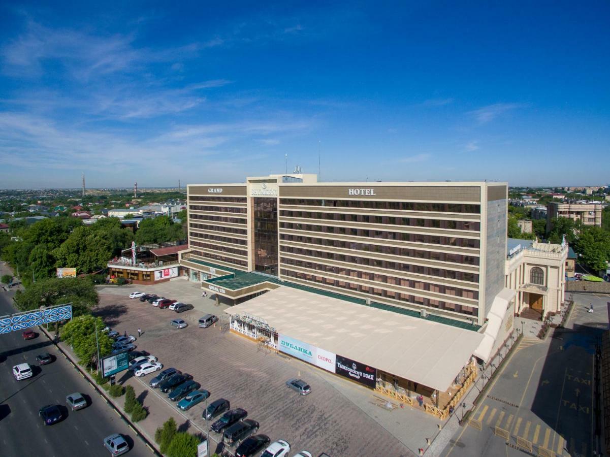 Shymkent Grand Hotel Extérieur photo
